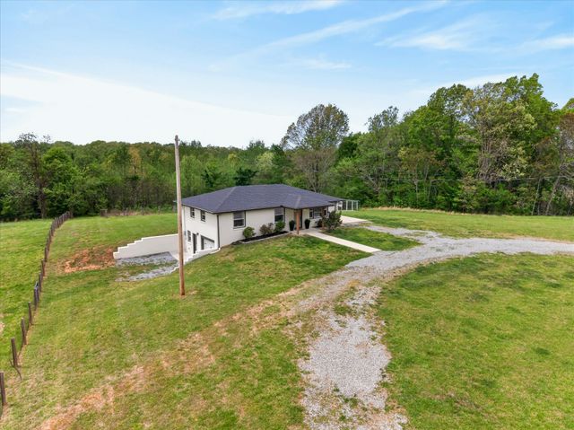3466 Oak Ridge Rd, Palmyra, TN 37142