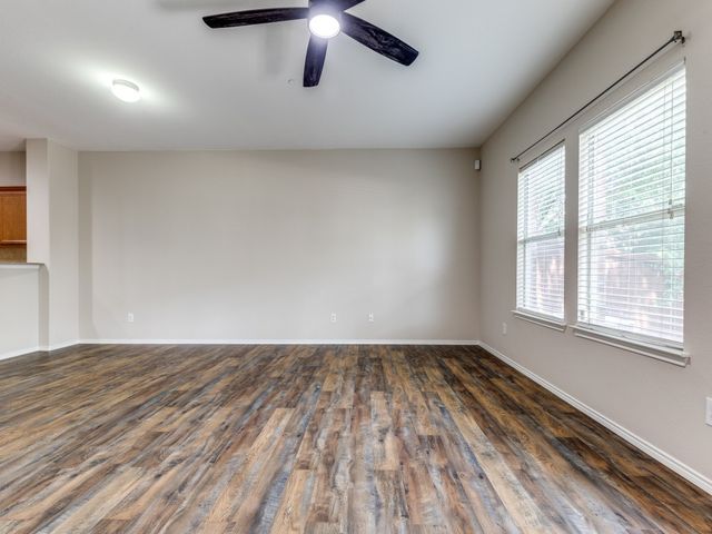 5948 Lost Valley Drive, The Colony, TX 75056