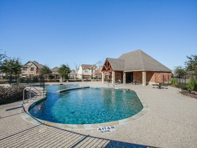 5948 Lost Valley Drive, The Colony, TX 75056