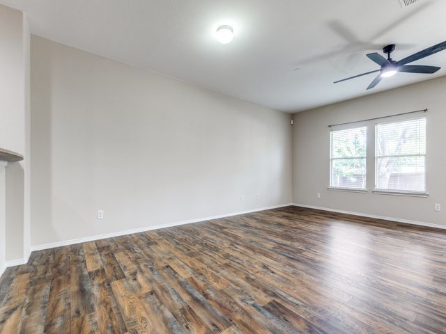 5948 Lost Valley Drive, The Colony, TX 75056