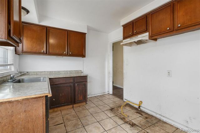 336 Sherbourne Street, Inkster, MI 48141