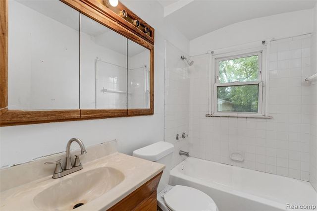 336 Sherbourne Street, Inkster, MI 48141