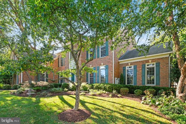 10405 SANDRINGHAM CT, Potomac, MD 20854