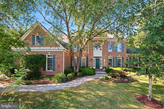 10405 SANDRINGHAM CT, Potomac, MD 20854