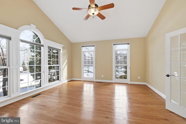 10405 SANDRINGHAM CT, Potomac, MD 20854