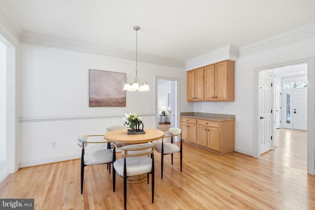 10405 SANDRINGHAM CT, Potomac, MD 20854