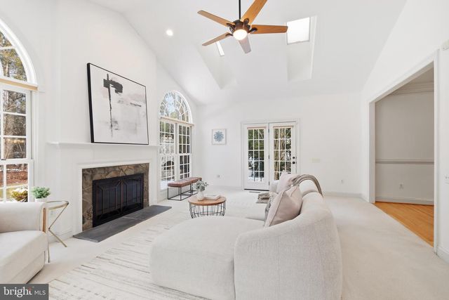 10405 SANDRINGHAM CT, Potomac, MD 20854