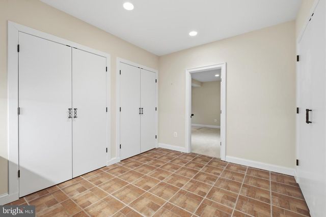 10405 SANDRINGHAM CT, Potomac, MD 20854