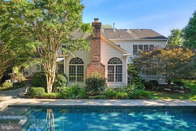 10405 SANDRINGHAM CT, Potomac, MD 20854