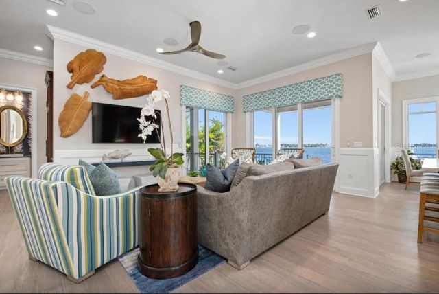 110 10TH STREET S, Bradenton Beach, FL 34217