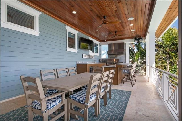 110 10TH STREET S, Bradenton Beach, FL 34217