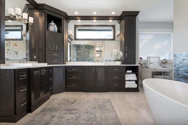 110 10TH STREET S, Bradenton Beach, FL 34217