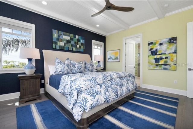 110 10TH STREET S, Bradenton Beach, FL 34217