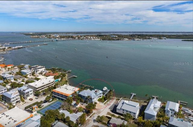 110 10TH STREET S, Bradenton Beach, FL 34217