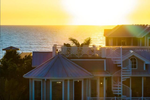 110 10TH STREET S, Bradenton Beach, FL 34217