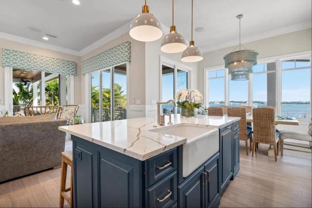 110 10TH STREET S, Bradenton Beach, FL 34217