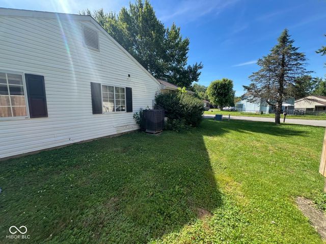 2208 Friendship Drive, Indianapolis, IN 46217