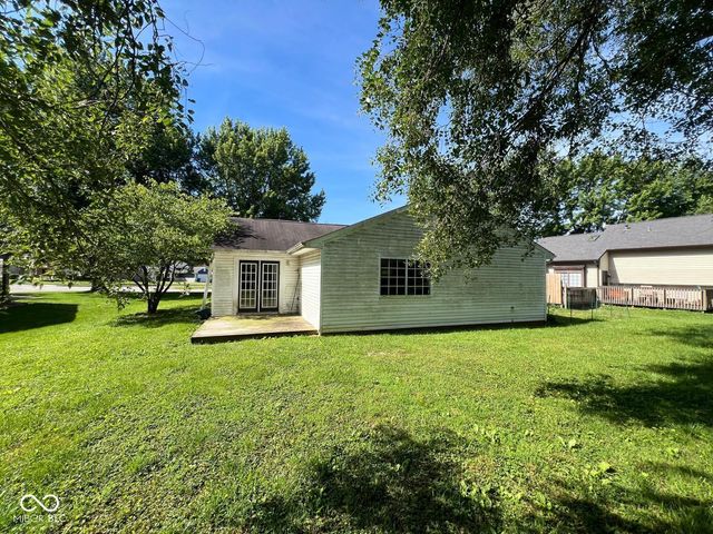 2208 Friendship Drive, Indianapolis, IN 46217