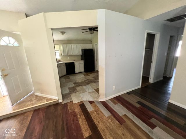 2208 Friendship Drive, Indianapolis, IN 46217