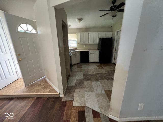 2208 Friendship Drive, Indianapolis, IN 46217