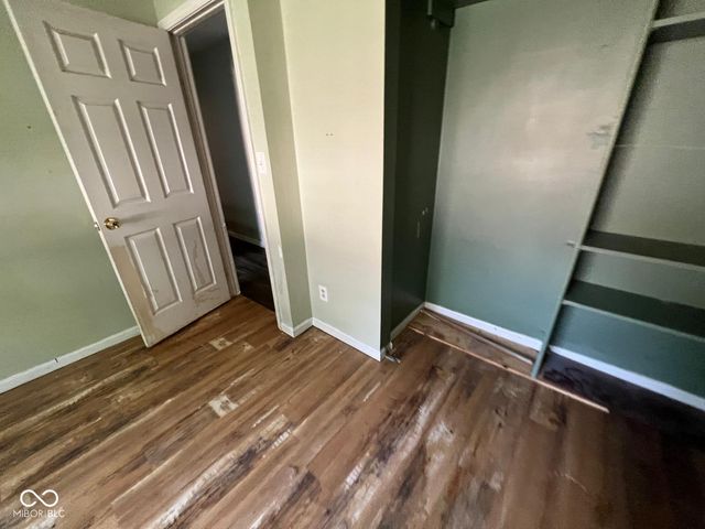 2208 Friendship Drive, Indianapolis, IN 46217