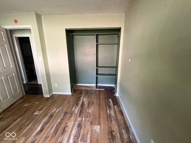 2208 Friendship Drive, Indianapolis, IN 46217