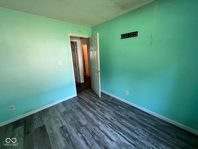 2208 Friendship Drive, Indianapolis, IN 46217