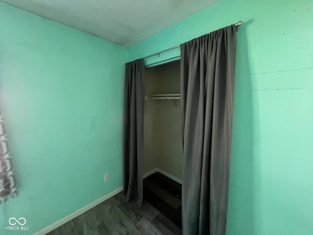 2208 Friendship Drive, Indianapolis, IN 46217