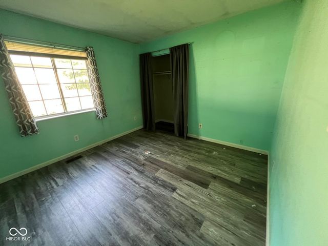2208 Friendship Drive, Indianapolis, IN 46217