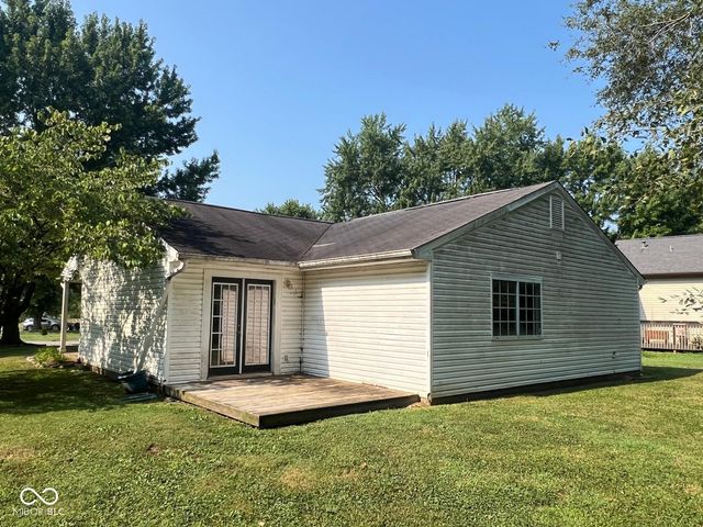 2208 Friendship Drive, Indianapolis, IN 46217