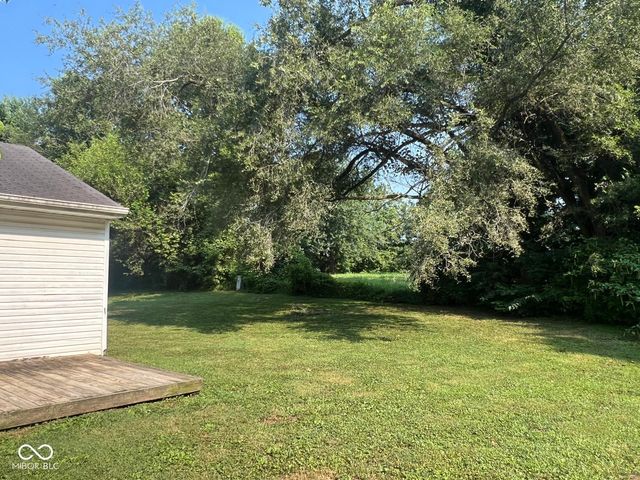 2208 Friendship Drive, Indianapolis, IN 46217