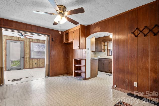 4934 E Nc 10 Highway, Catawba, NC 28609