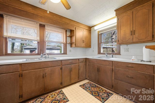 4934 E Nc 10 Highway, Catawba, NC 28609