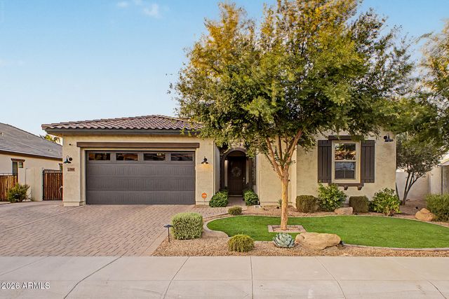 15680 W Desert Flower Drive, Goodyear, AZ 85395