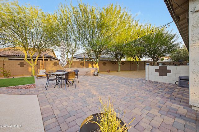 15680 W Desert Flower Drive, Goodyear, AZ 85395
