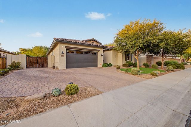 15680 W Desert Flower Drive, Goodyear, AZ 85395