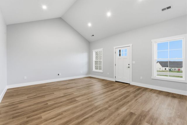 210 Max Cavnes Road, Danville, KY 40422