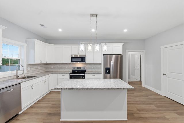 210 Max Cavnes Road, Danville, KY 40422