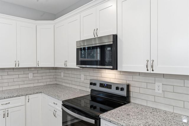 210 Max Cavnes Road, Danville, KY 40422