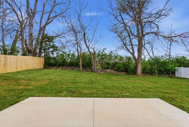 210 Max Cavnes Road, Danville, KY 40422