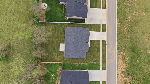 210 Max Cavnes Road, Danville, KY 40422