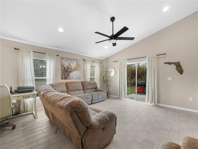 266 S LAKE AVENUE, Frostproof, FL 33843