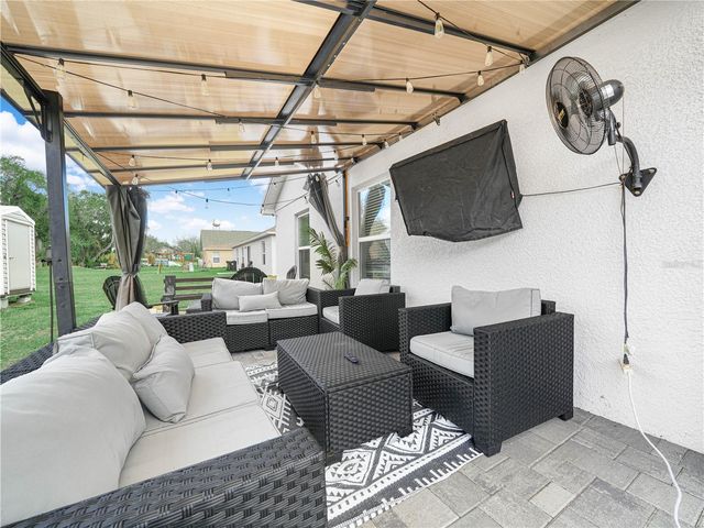 266 S LAKE AVENUE, Frostproof, FL 33843