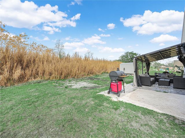 266 S LAKE AVENUE, Frostproof, FL 33843