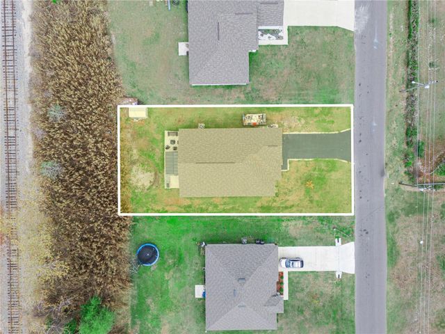 266 S LAKE AVENUE, Frostproof, FL 33843