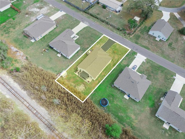 266 S LAKE AVENUE, Frostproof, FL 33843