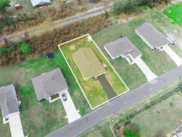 266 S LAKE AVENUE, Frostproof, FL 33843