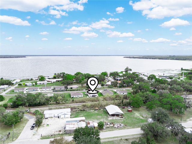 266 S LAKE AVENUE, Frostproof, FL 33843