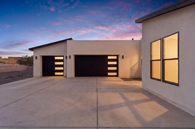 2541 Chessman Drive NE, Rio Rancho, NM 87124