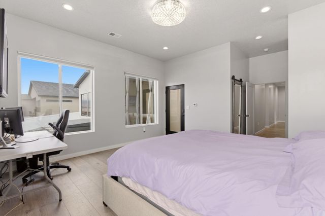 2541 Chessman Drive NE, Rio Rancho, NM 87124